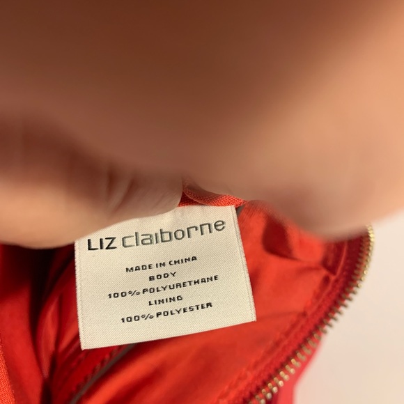 Liz Claiborne red purse pre-owned - Picture 12 of 14